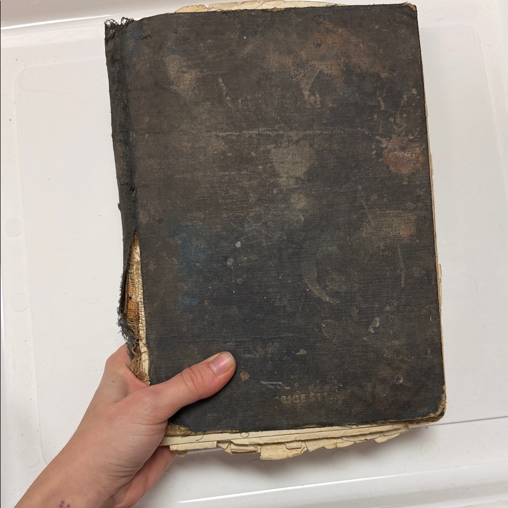 Vintage Recipe Book for Home Kitchen - Picture 9 of 10